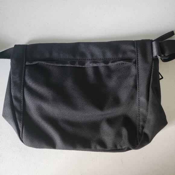 Lululemon Festival Bag II "LIKE NEW" - Picture 6 of 16